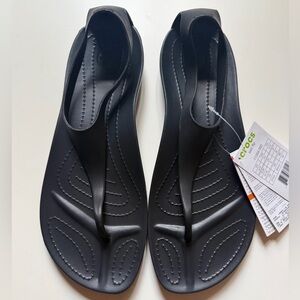 NWT Crocs Sexi Flip Flops Serena Comfort T Strap Thong Slip-On Sandals Black W10